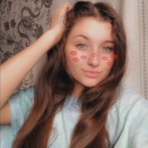 Meet your Posher, Amelia